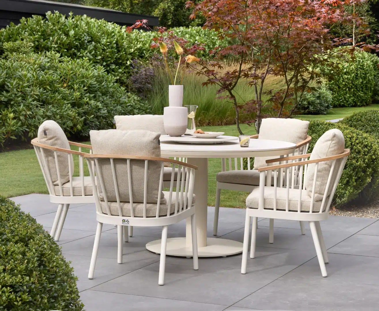 melville dining table